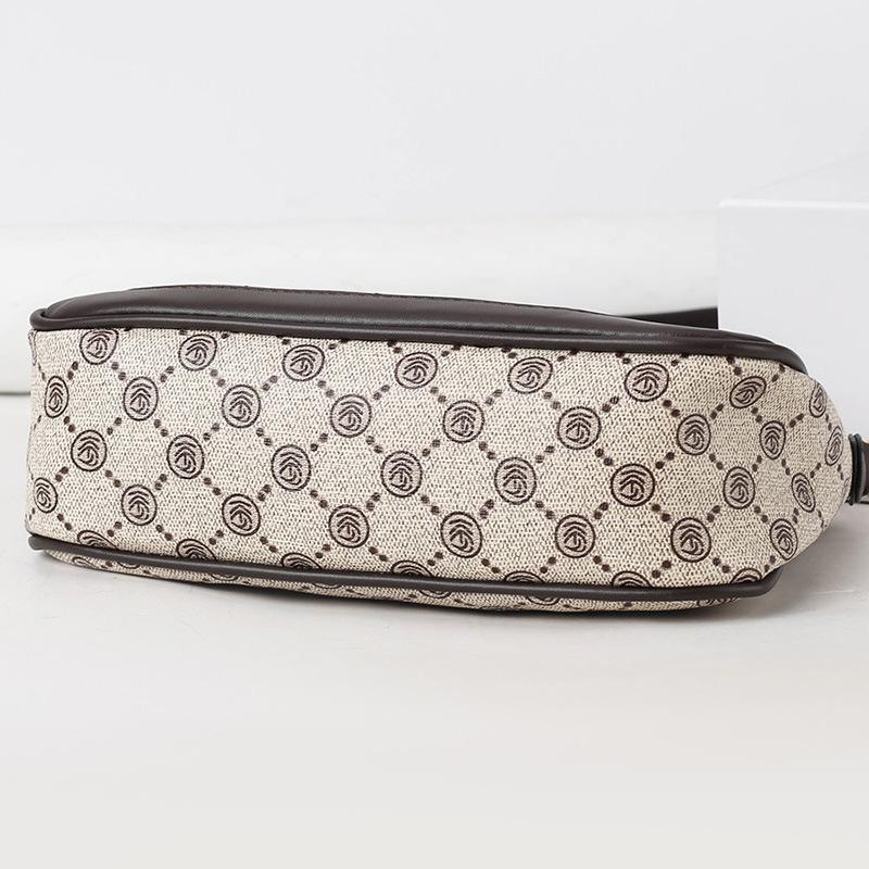 Middle-aged Women's Large-capacity Autumn Fashionable Single-shoulder Bags, Dumpling Bags, Versatile Floral Bags