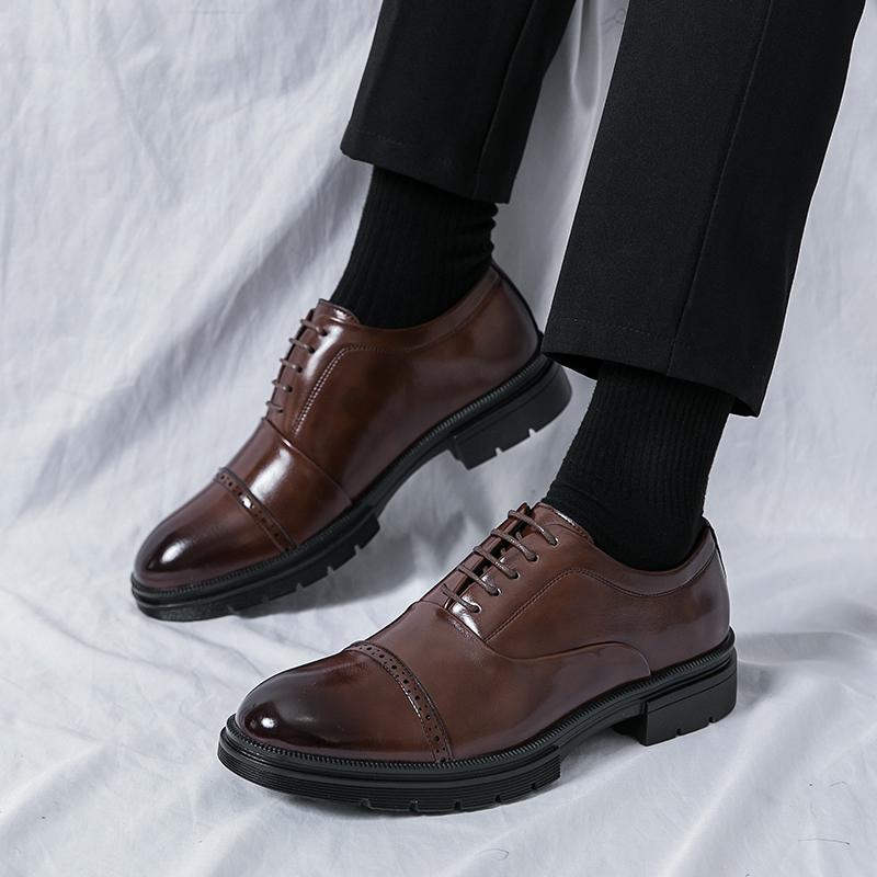 Brogues Men Loafers British Style Dress Shoes Men Casual Leather Shoes For Men Formal Leather Men's Business Shoes Male 2024