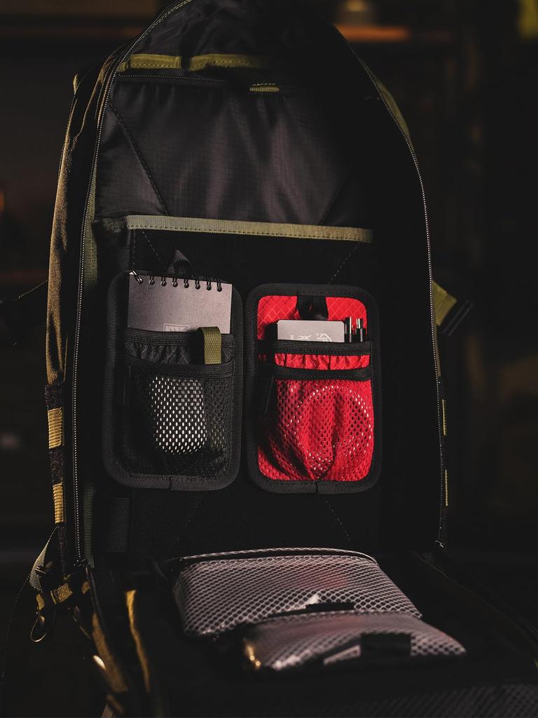 TACTICAL GEEK TCM4 Mini Organizer EDC Akcesorium do plecaka z gładkim rzepem na rzep, Otwierana z tyłu kieszeń i Panel Insertowy z siatką na akcesoria Admin Bag, Modułowy, Czarny
