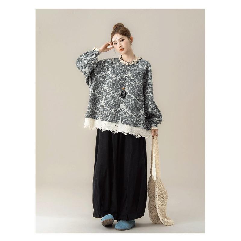 Fashionable Japanese Retro Printed Long-sleeved Shirt for Women in Autumn and Winter New Versatile Lace Splicing Loose Top