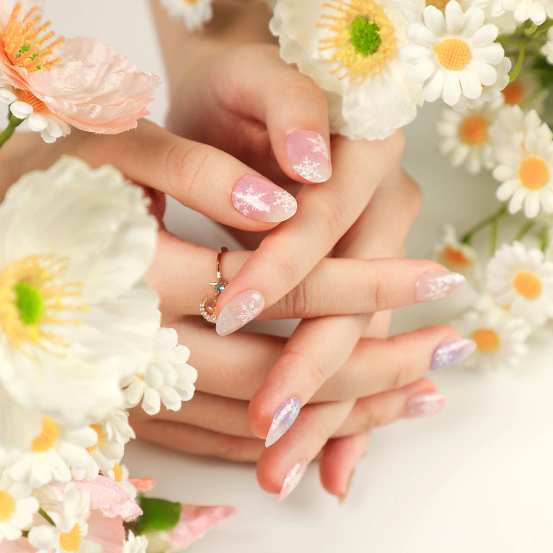 

Gradient Christmas Nail Art Stickers: Short, High-End Wear-On Fake Nail Tips Glue Type
