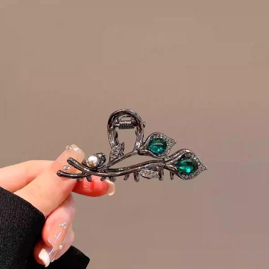 Crystal Flower Hair Claw Clip - Korean Style 2025