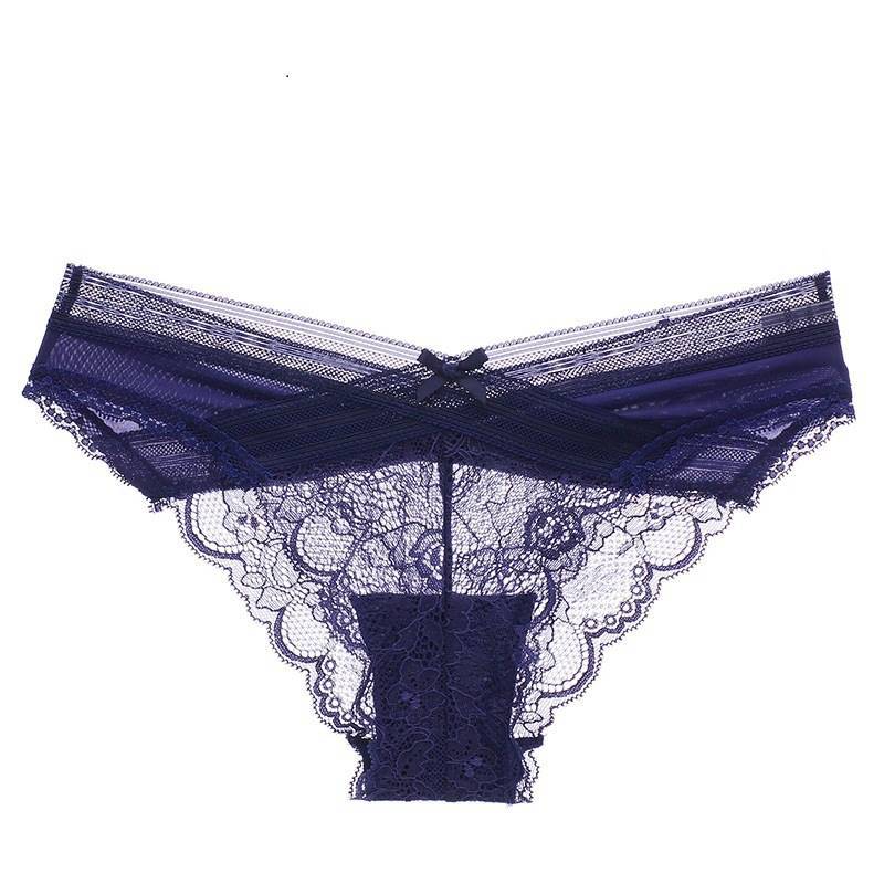 Women's Summer Sexy Lace Comfortable Hollowed Out Bow Traceless Mesh Low Rise Panties