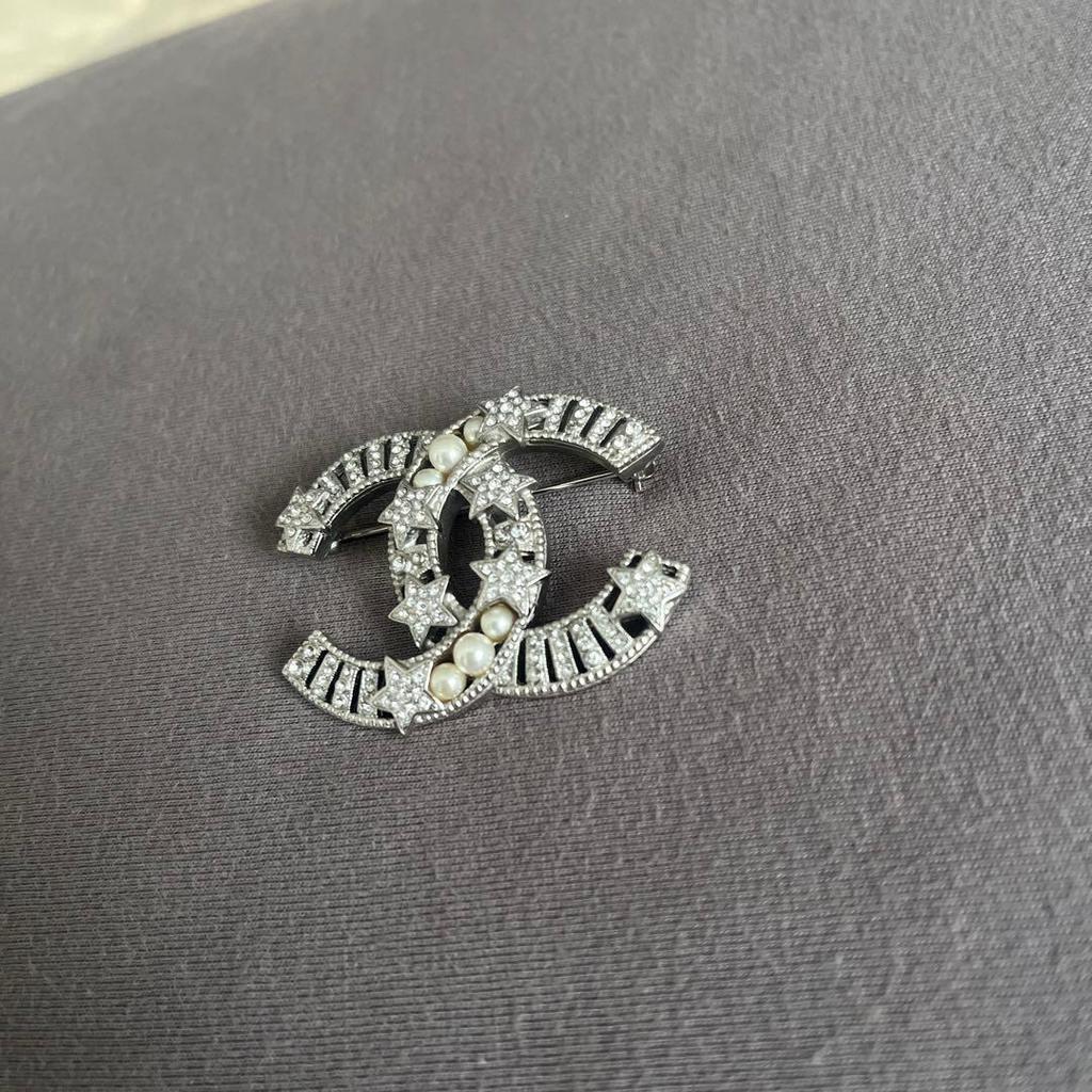 Used CHANEL Brooch, Silver, Authentic
