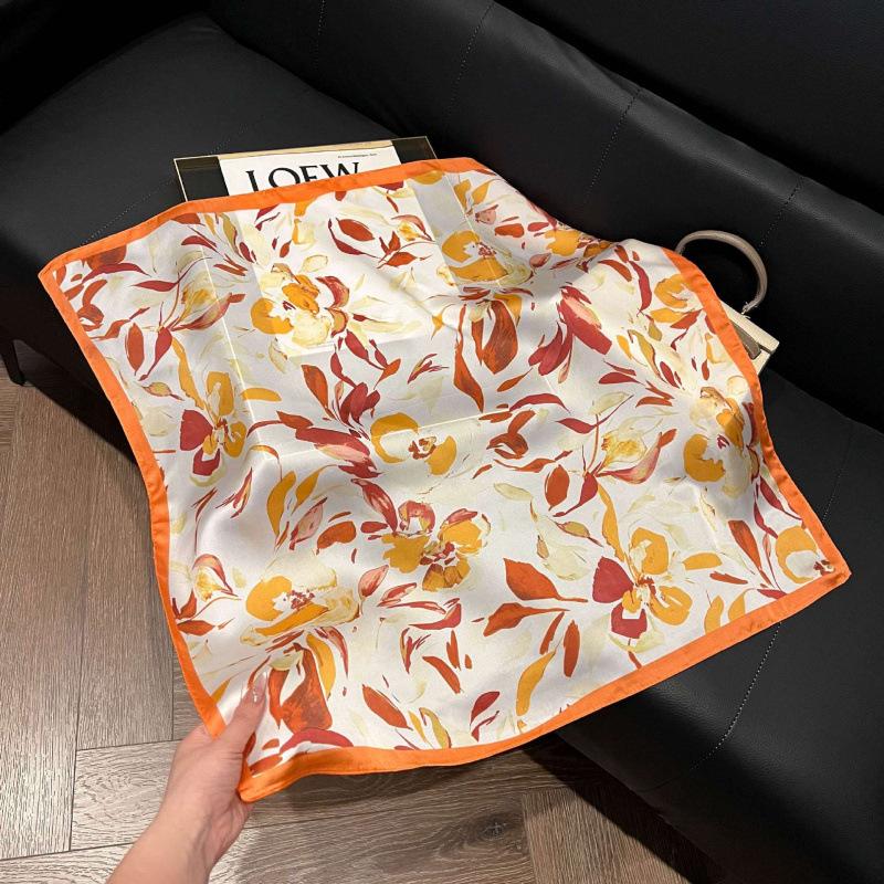 Fashion Black and White Printing Temperament Square Scarf Imitation Silk Korean Version Decorative Scarf Scarf Professional Decorative Shawl Silk Scar