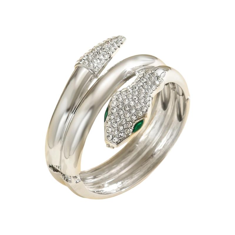 Minimalist Alloy Bracelet for Women Elegant Design Wristband Accessory Perfect for Any Occasion and Enhancing Style