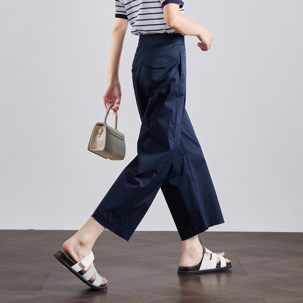 Minimally Designed Commuting Thin Wide Leg Pants for Women