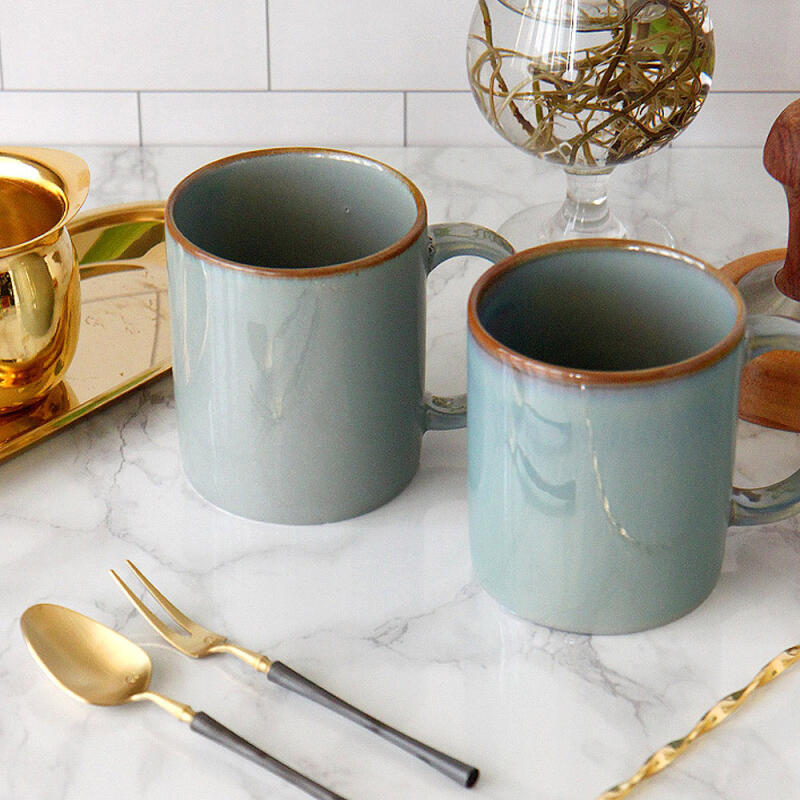 Antike Keramiktasse 390ml