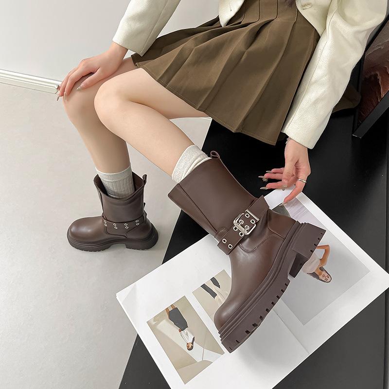 Autumn and winter new medium boots 2025 new thick-soled thick heel British style wide tube belt buckle Martin boots short boots women