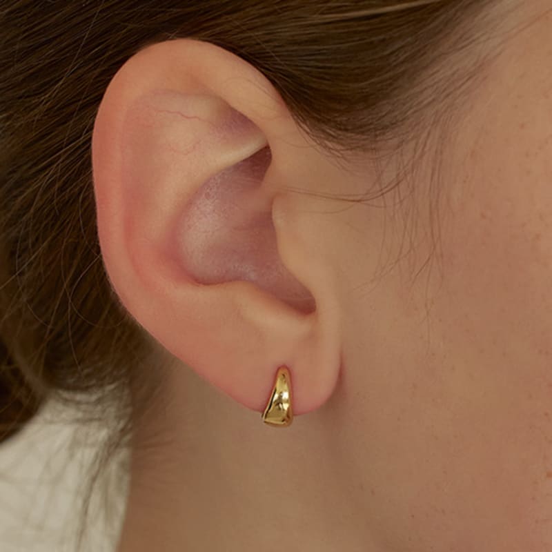 Lewe Mini oval corn earring