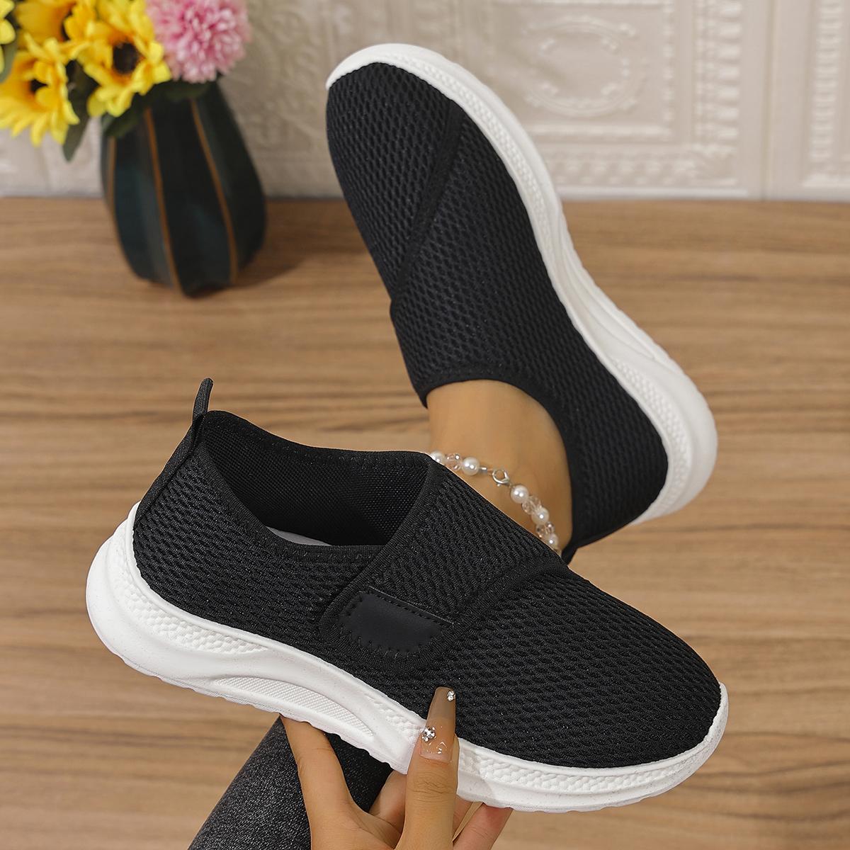 

Fashion 2025 New Women Casual Shoes Breathable Flats Outdoor Women Sneakers Walking Slip on Comfortable Sneakers Women Zapatos De Mujer 36 чёрный