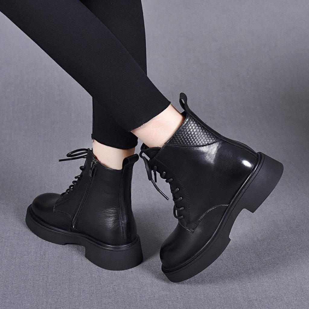 Round head Martin boots women's new lace-up casual first-layer cowhide short boots comfortable cotton boots leather boots women's boots