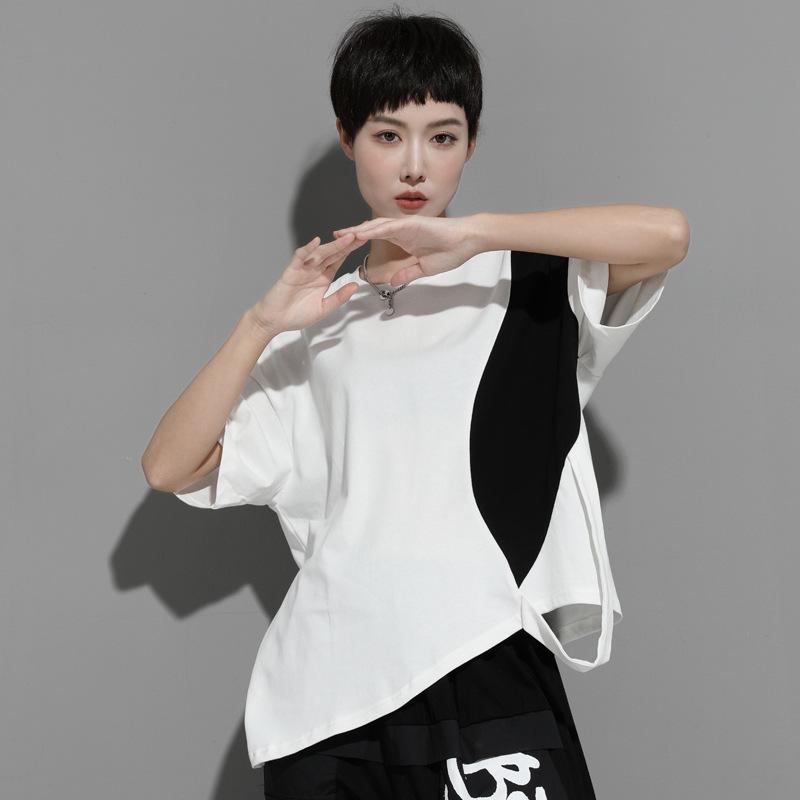 

Темная лоскутная повседневная свободная футболка - Летний топ с короткими рукавами в стиле колор-блок с неровным низом M (47.5-62.5 kg) белый