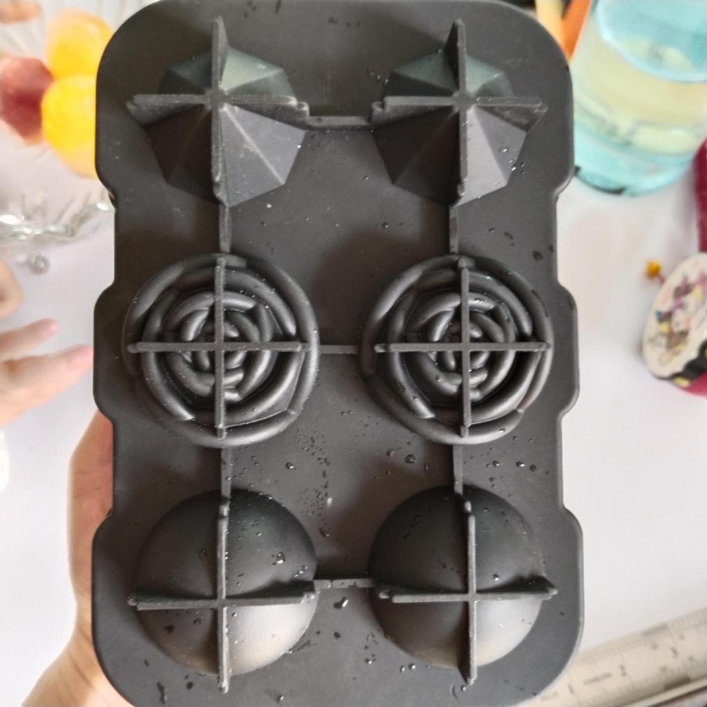 Silicone Ice Cube Mold Set: Long Strip, 6 Squares, 6 Balls, 15 Grids, 37 Grids, Skull Shapes with Lid.
