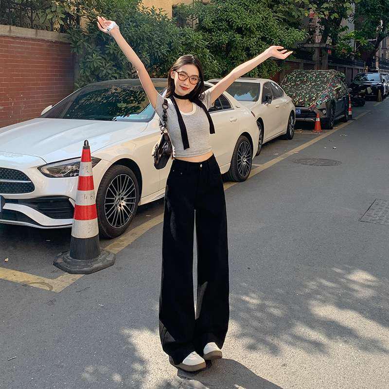 Black High Waist Slimming Straight Leg Jeans for Petite Pear Shape Women - Spring/Autumn Wear Extra Small