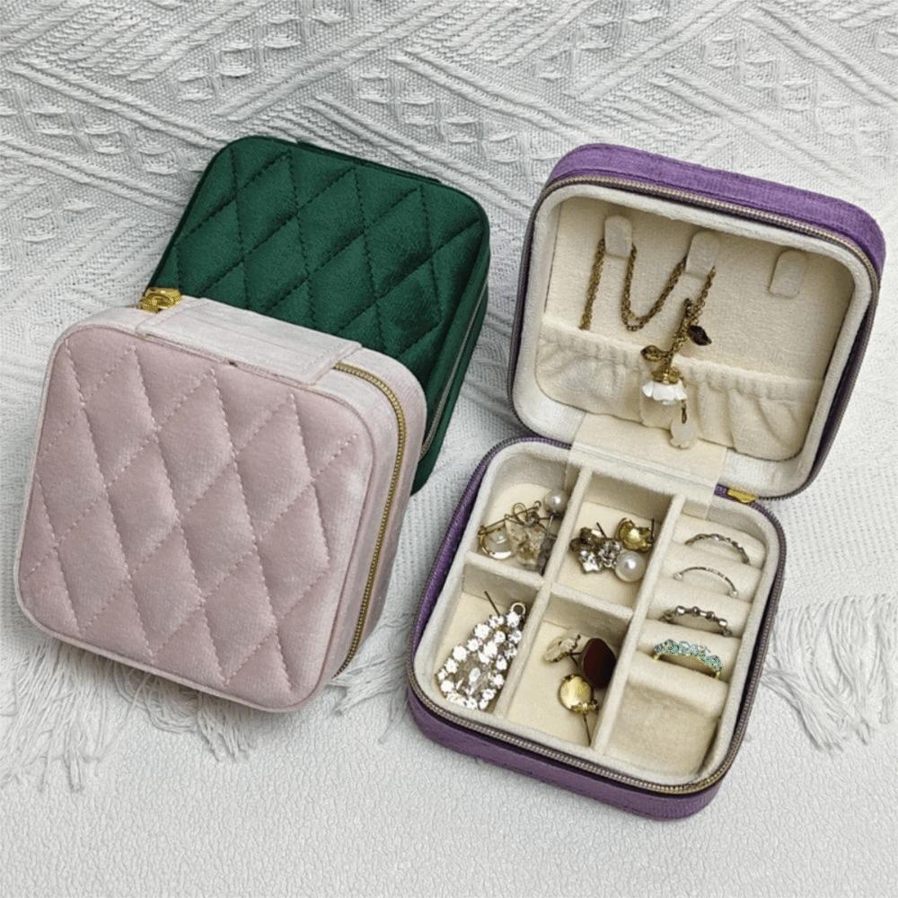 Rhombus Pattern Portable Velvet Jewelry Box Zipper Closure Velvet Jewelry Organizer Travel Jewelry Box Travel Use