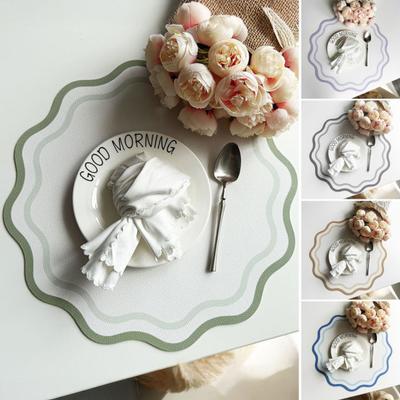 Sottopiatto Rotondo Bordo Ondulato Impermeabile in Finta Pelle Sottopiatto Elegante Isolante dal Calore Tappetino da Pranzo per Tavolo Interno o Esterno Matrimonio Picnic