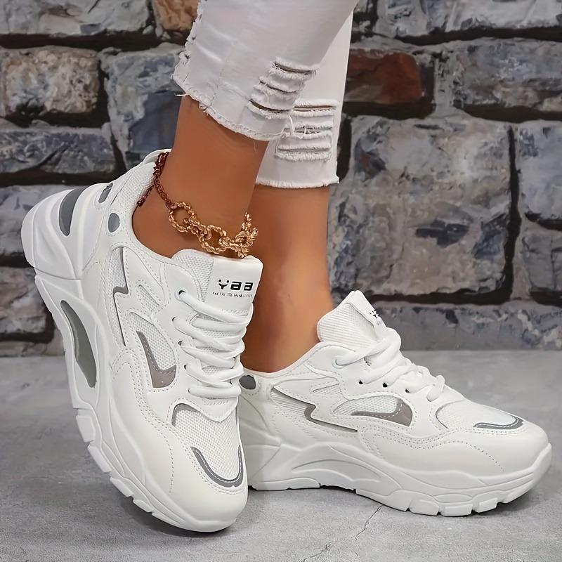 The New Korean Style Ins Dad Shoes for Girls In Autumn Are Versatile Thick-soled Sports Shoes