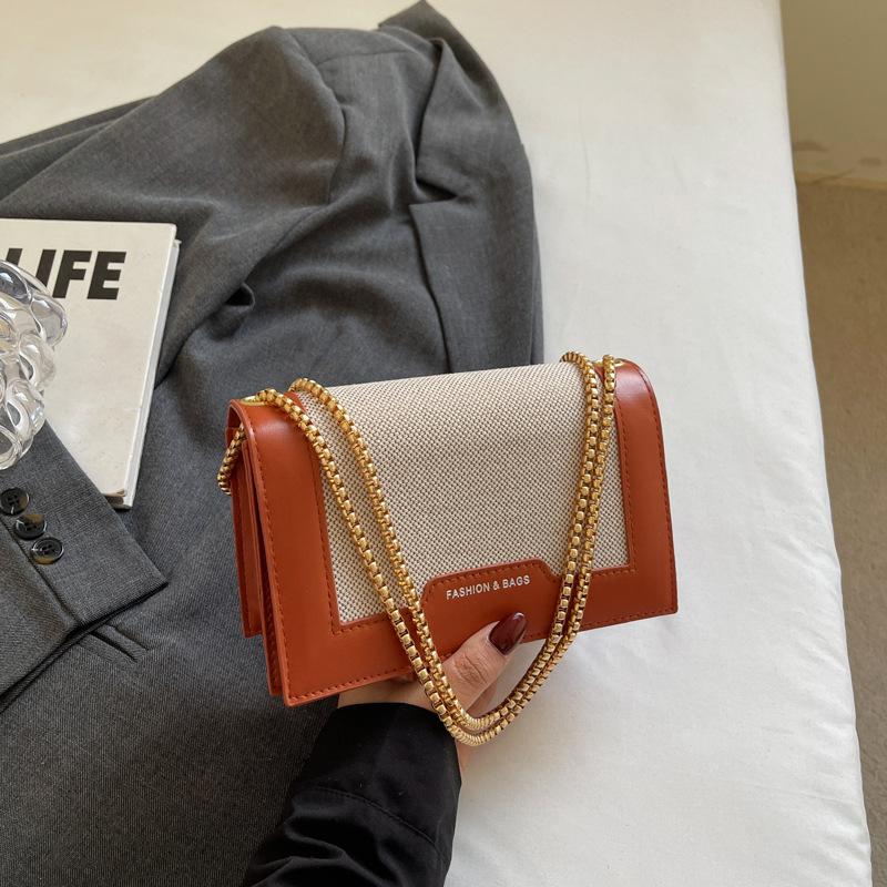 New fashion chain single shoulder messenger bag niche temperament underarm bag personality contrasting color commuter small square bag women