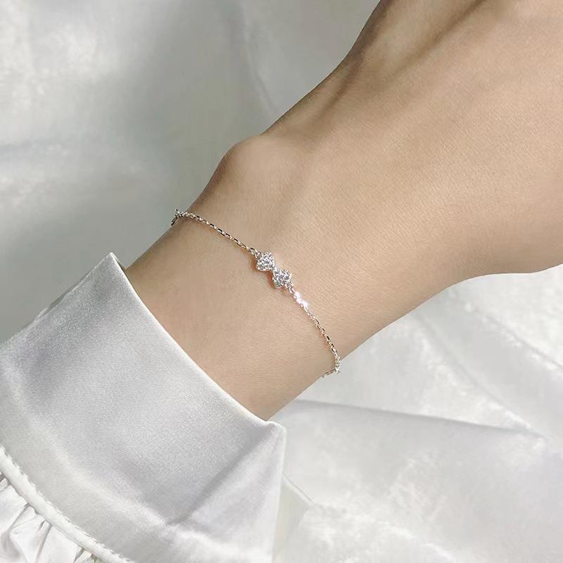 Elegant Summer Mini Bow Bracelet: Chic, High-End, Niche Design for Women