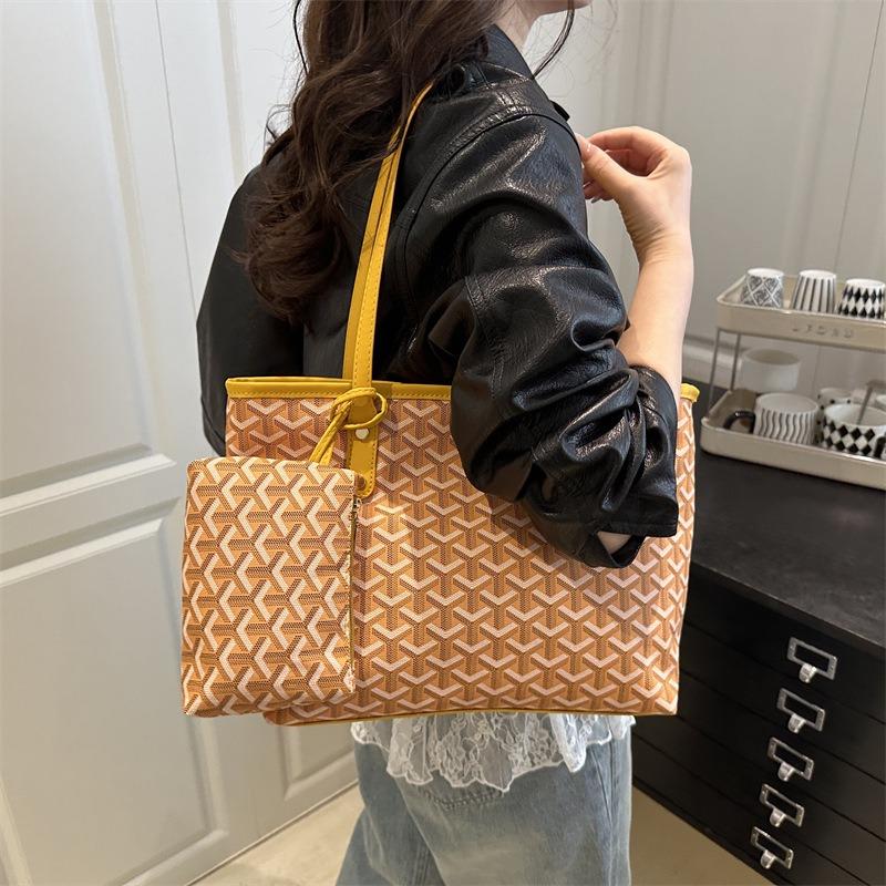 Large capacity tote bag shoulder bag spring fashion retro women's bag niche casual handbag