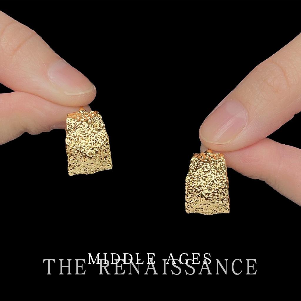 Heavy Industry Hammer Texture C-Shaped Earrings Geometric Light Luxury French Earrings Women