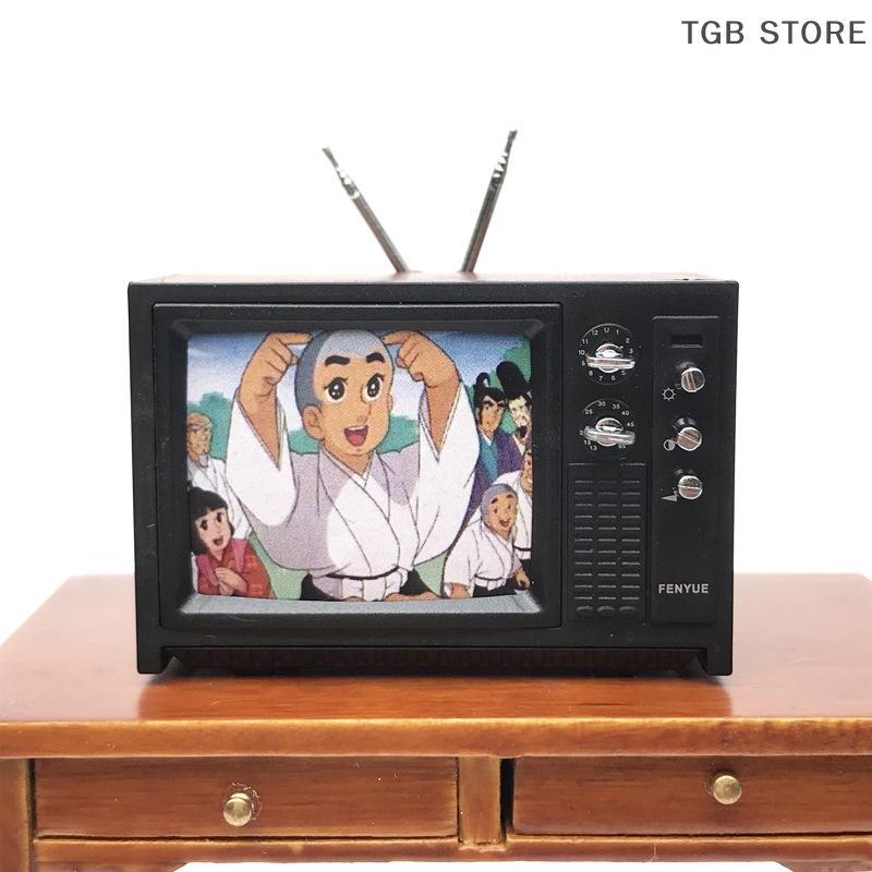 1Pc Random 1:12 Miniature Vintage TV With Picture Furniture Model Dollhouse Television House Decor Toy