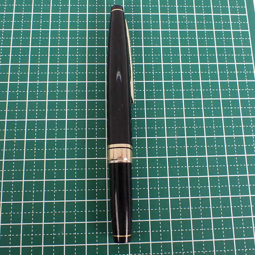 Used SAILOR Fountain Pen, Nib 18K, Black x Gold /j242-2
