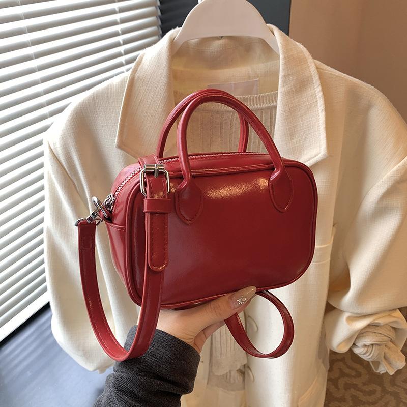 Korean Ins Cute Girl Dopamine Hand Carry Small Square Bag 2025 Summer New High-end Fashion Shoulder Bag