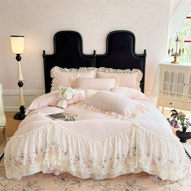 

4 шт. Постельное белье в корейском стиле с кружевными цветами и вышивкой, принцесса, свадебный комплект: пододеяльник, простыня/простыня на резинке/юбка для кровати, наволочки Queen size 4pcs