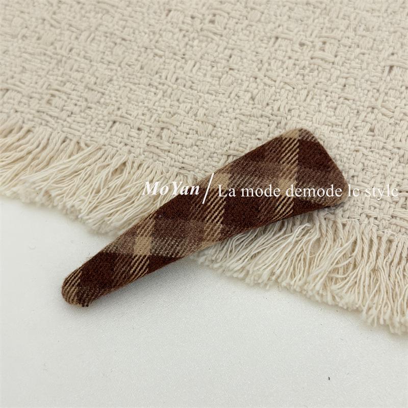 Korean Style Plaid Geometric Hair Clip - Retro BB Clip for Flyaway Hair