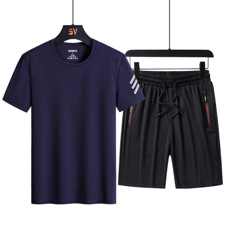 Мужской спортивный костюм — фото 4