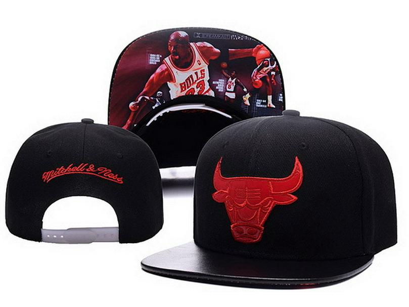 Chicago Bulls Cross Bull Embroidered Duckbill Cap, Unisex Korean Style Baseball Hat