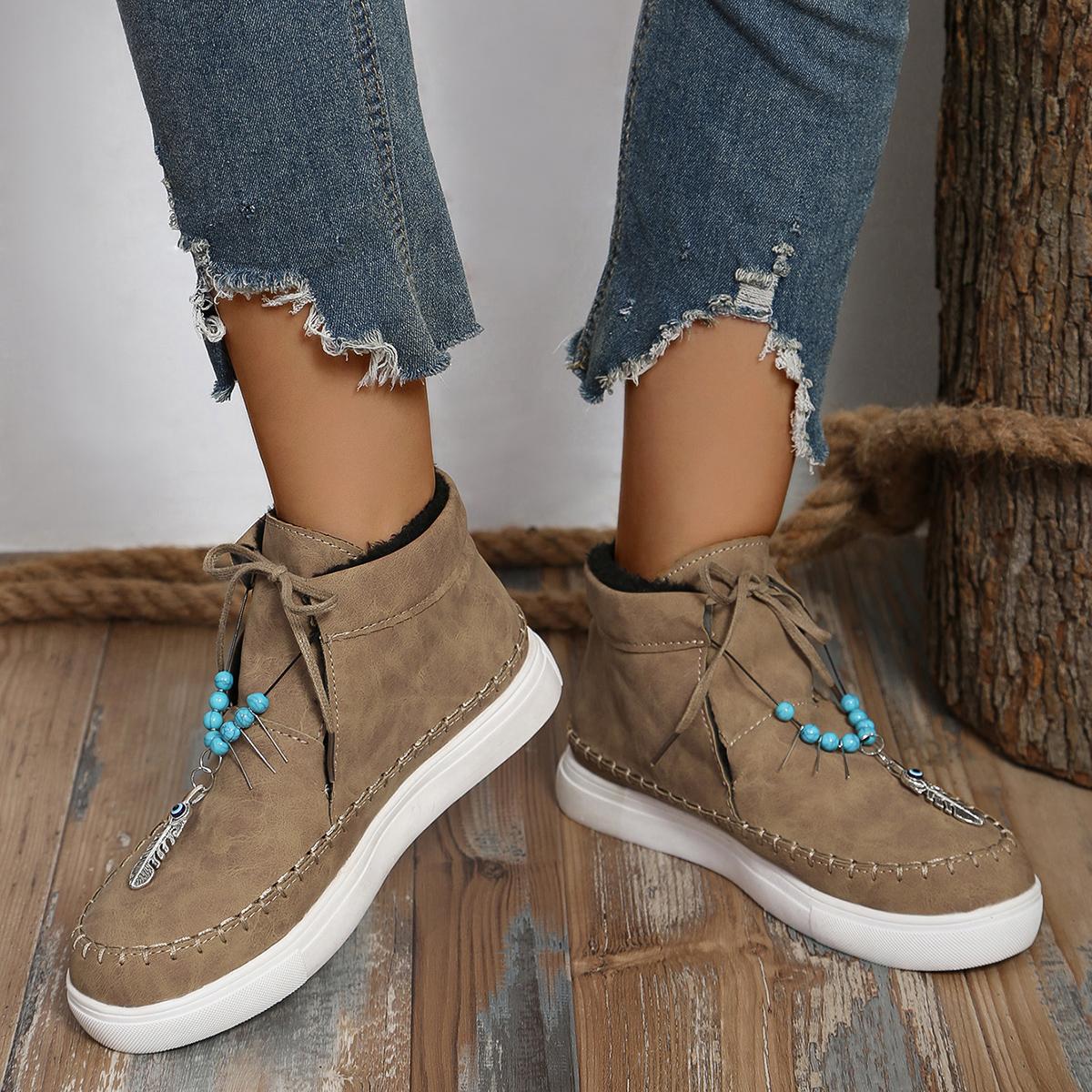 

Bohemia Bead Suede Skateboard Shoes Women Autumn Lace Up Casual Shoes Comfort Flat Heel Stitching Decoration Sneakers 43
