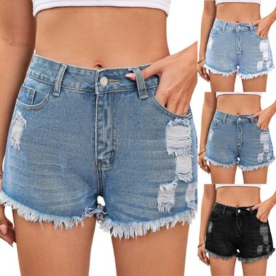Damenmode-Trend, einfarbige Tasche mit ausgefransten Kanten und Löchern, lässige Denim-Shorts