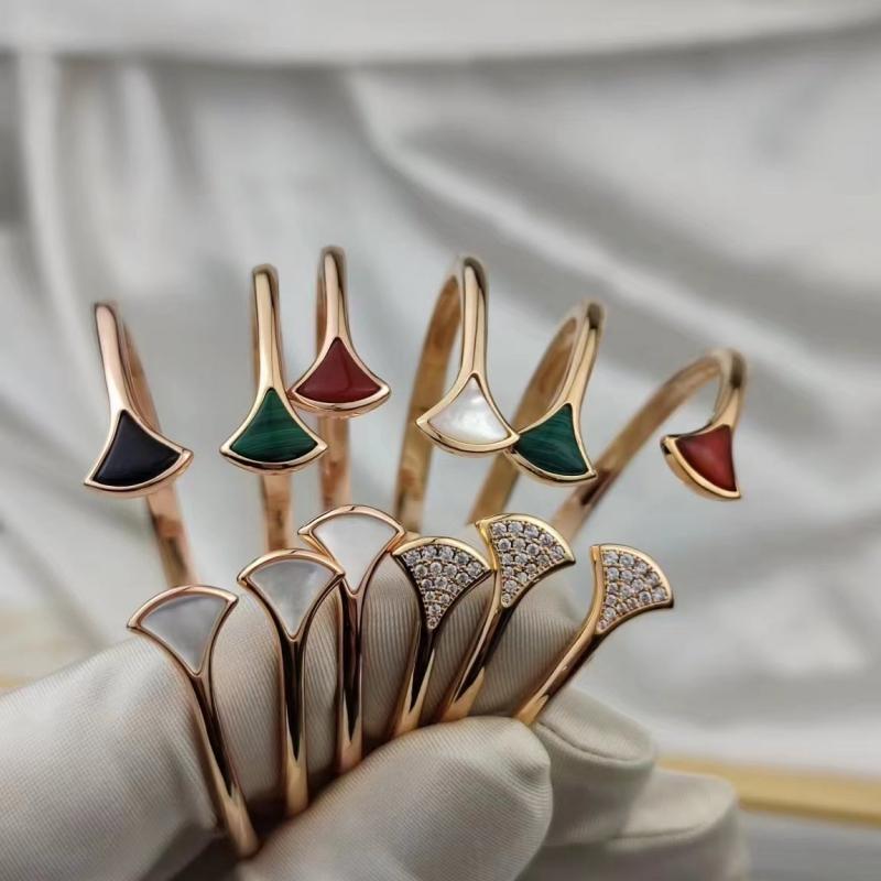 

Европа и Америка High css 925 Sier Позолоченный Белый Фритилрия Фан Браслет Темперамент Женщины Ювелирные изделия Подарок