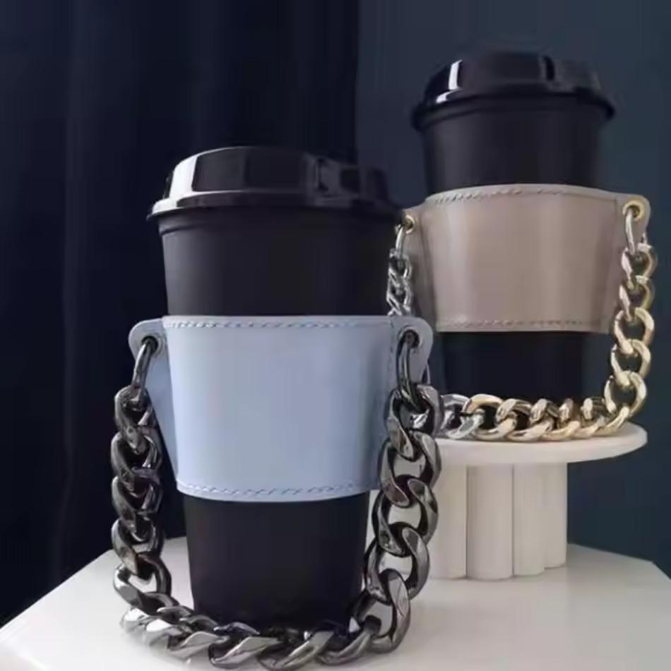 Fashion Custom Reusable Portable Leather Chain Cup Cover Case Takeaway Hold Milk Tea Drinks Coffee Cup Sleeves with Handle Chain