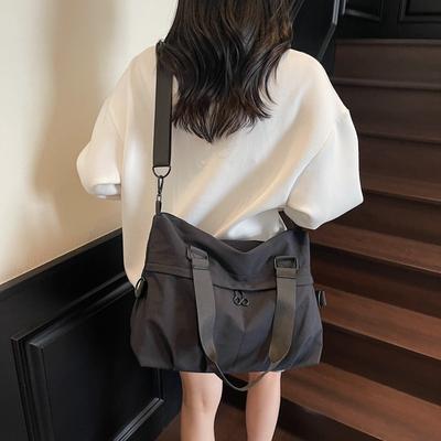 Kufry a cestovní tašky – Cestovní tašky