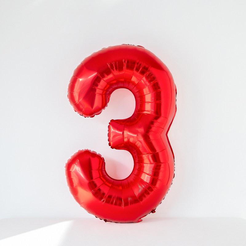 First Birthday Red & Gold Balloon Decor: Firework Wall Photo Props