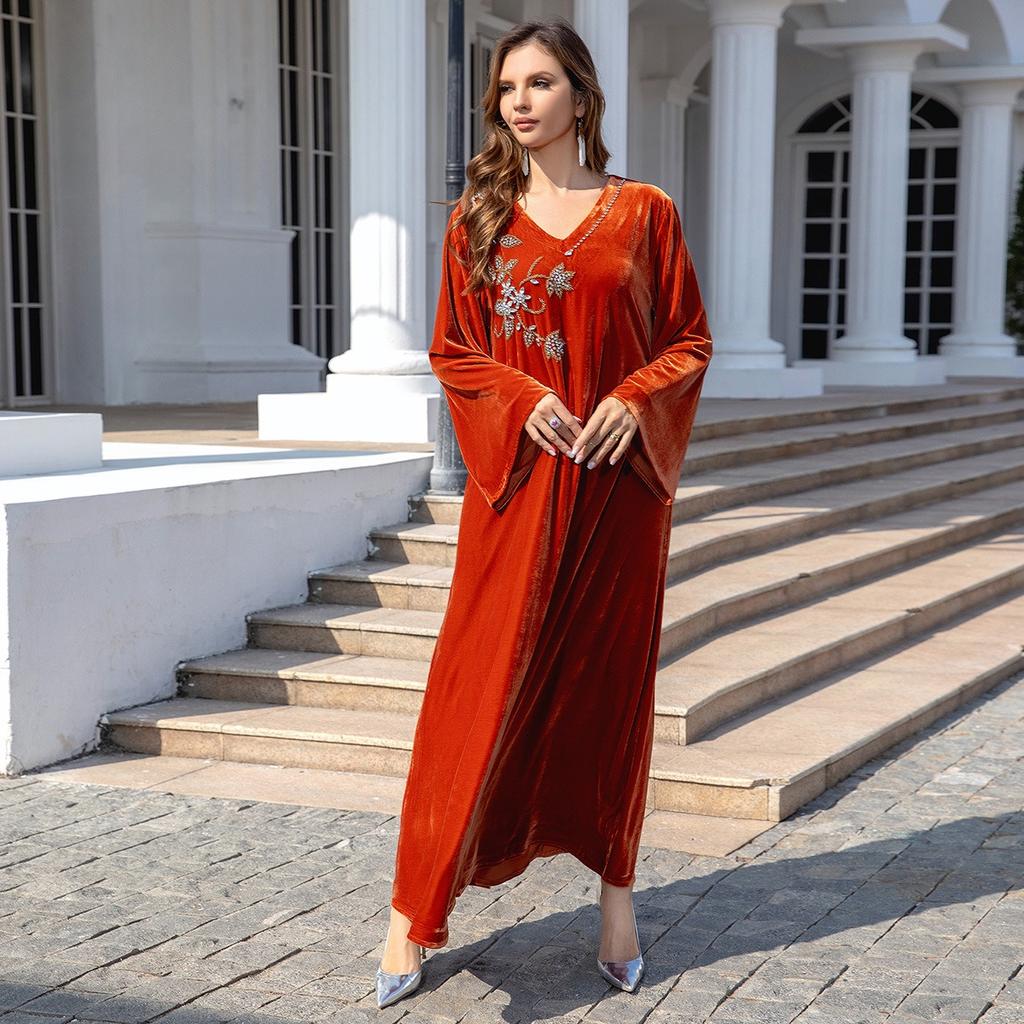 OEM Custom Winter Embroidered Maxi Dress, Women's Elegant Fashion Velvet Dress, Factory Direct Autumn Winter Long Skirt