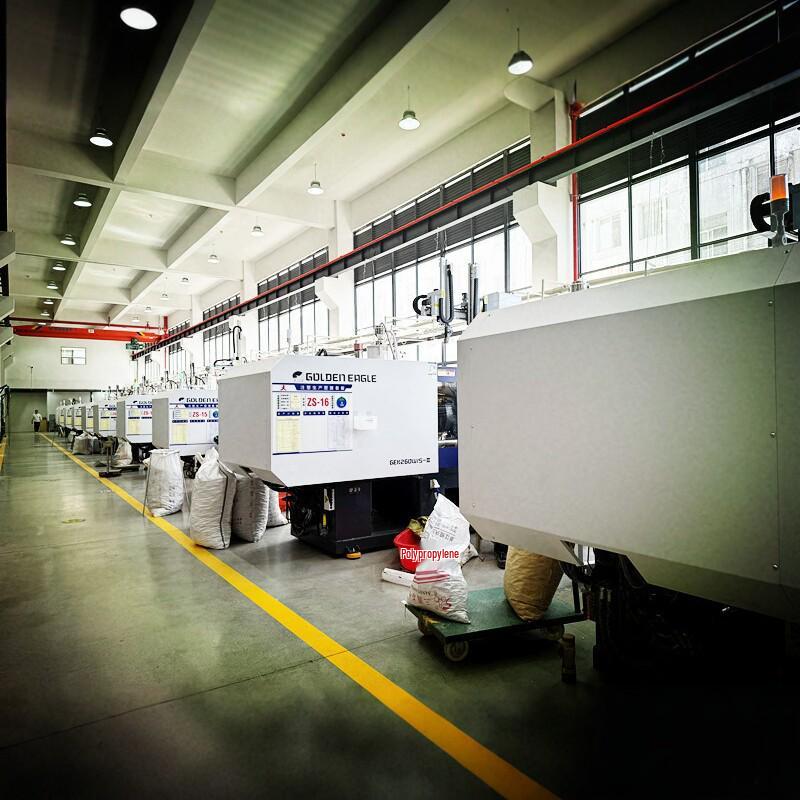 Household Non-Slip Clip Hanger for Duvet Covers and Pillowcases