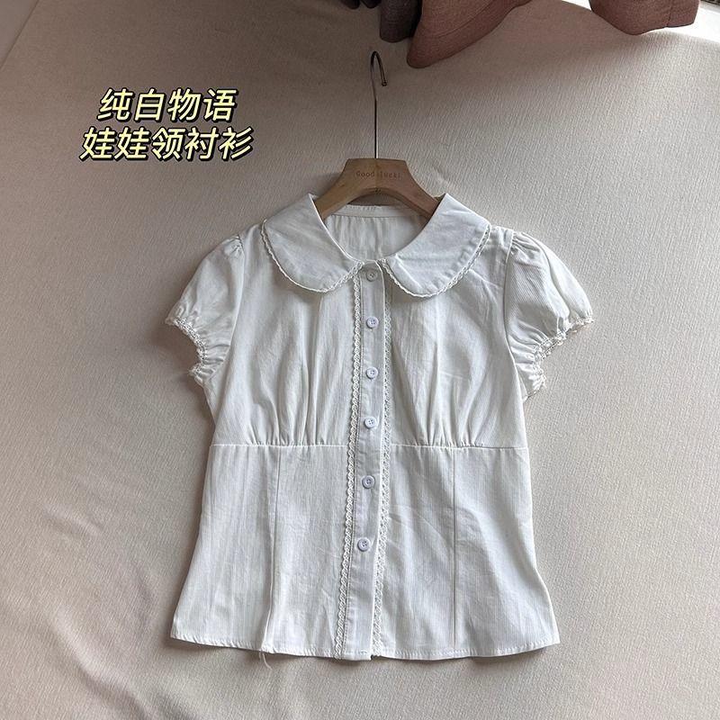 

Женская белая блузка с воротником Питер Пэн, коротким рукавом и кружевной отделкой S белый