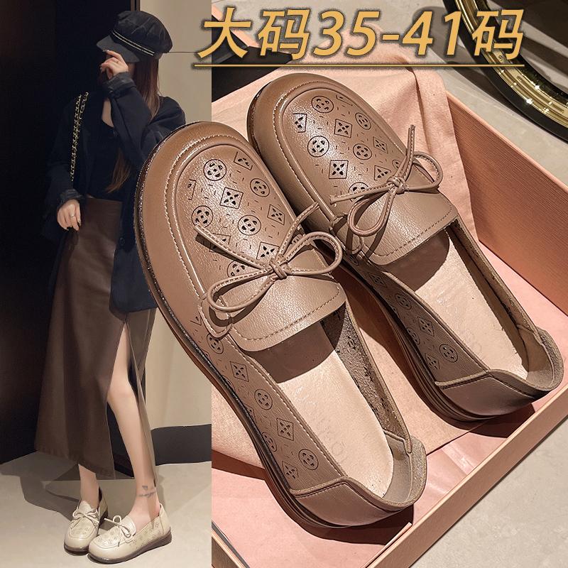 Women Casual Shoes Women Flats Shoes Loafers Slip on Ladies Light Fur Moccasins Designer Shoes Zapatos Mujer