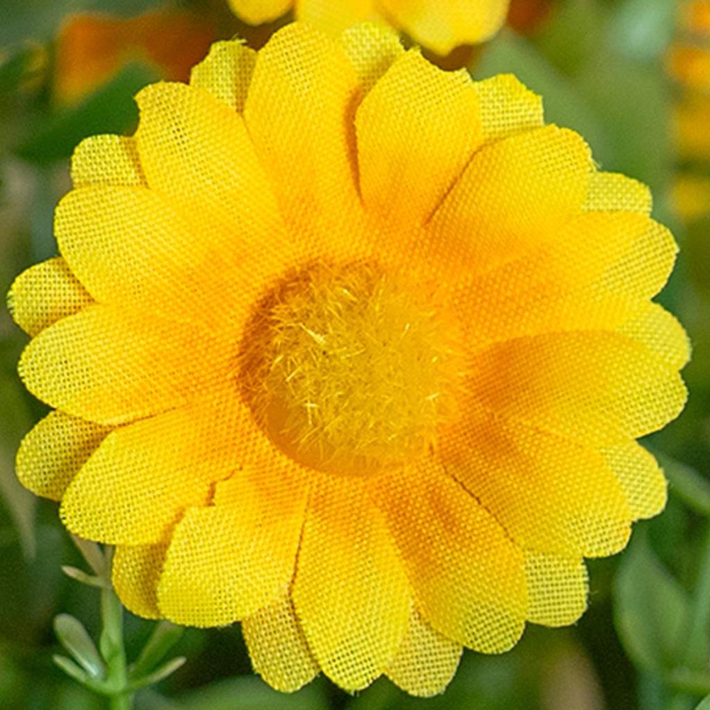 Spring Artificial Flowers: Small Daisies, Sunflowers, and Lavender for Outdoor Garden and Home Decor