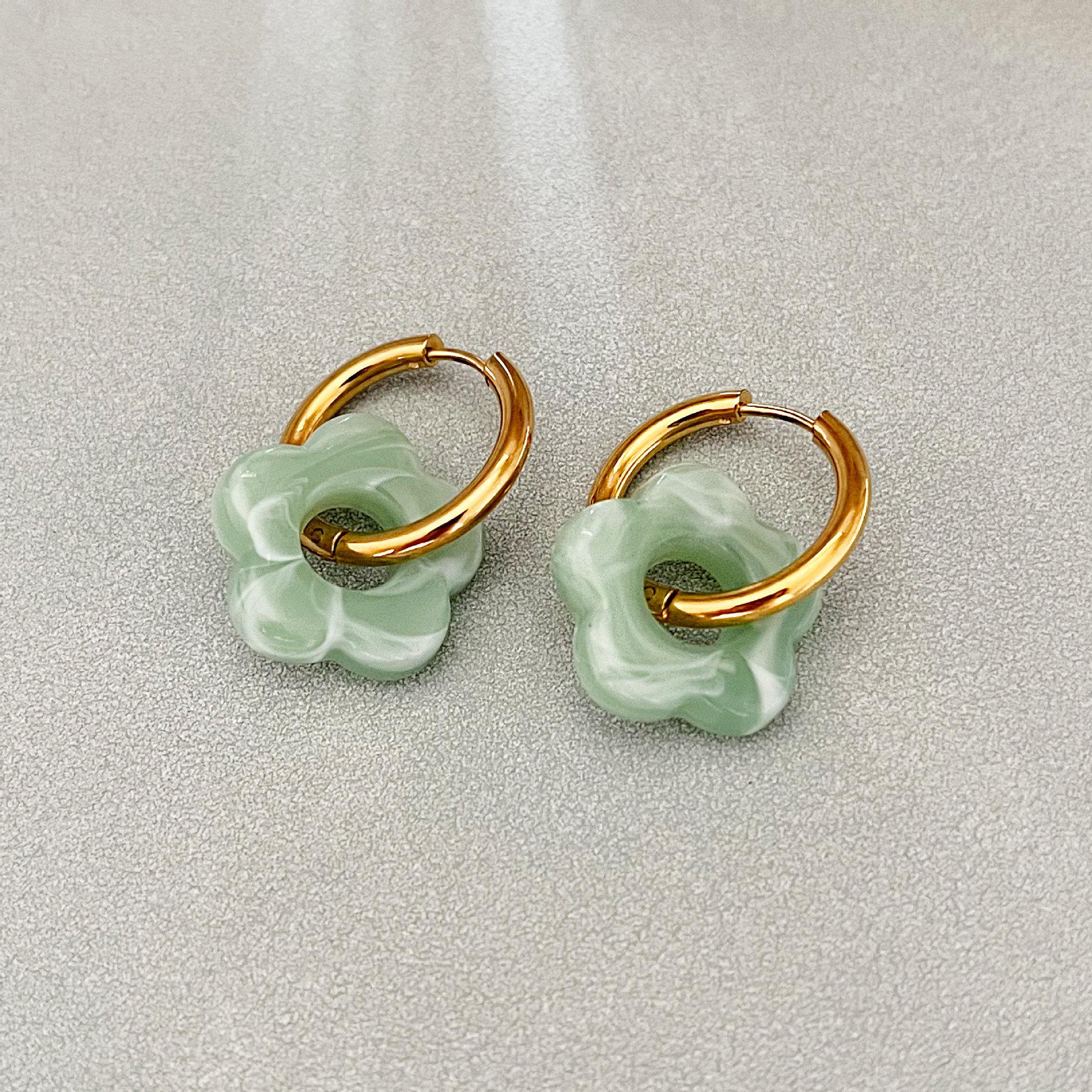 

Серьги-капли из смолы с цветами, круглые, из нержавеющей стали, серьги-кольца с застежкой-клипсой для женщин, ювелирный подарок светло-зеленый