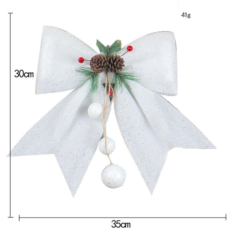 Christmas Pin, New Year's Day, Chin