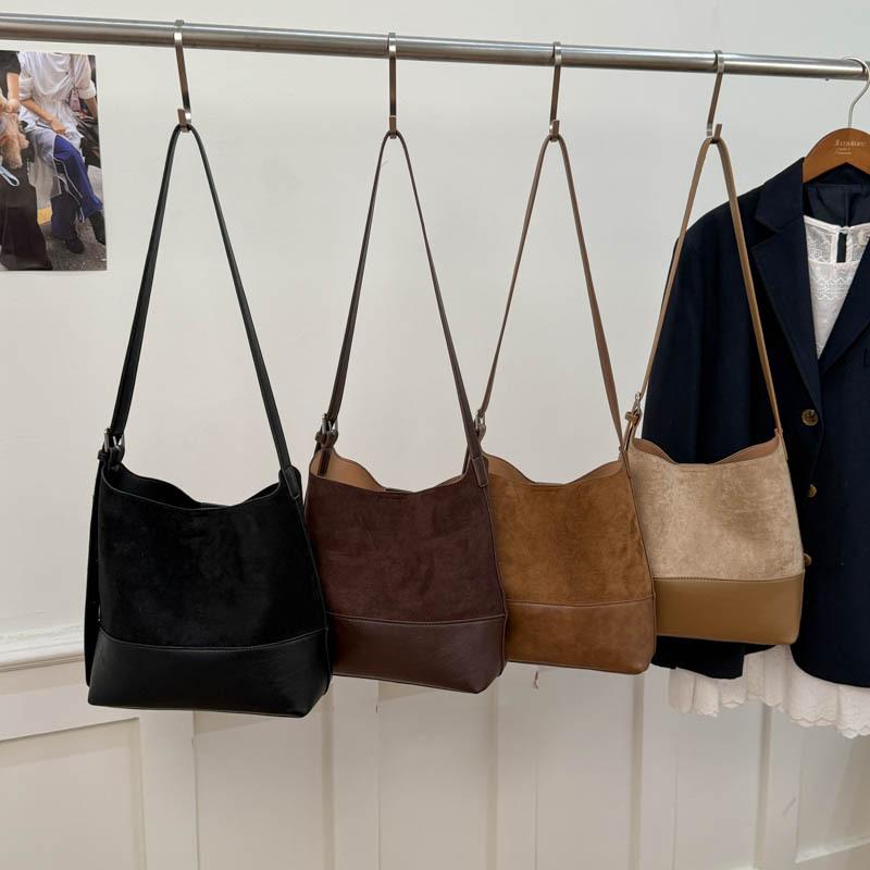 Large-capacity Underarm Bag, Single-shoulder Women's Crossbody Bag, Fashionable Bucket Bag, Commuter Tote Bag