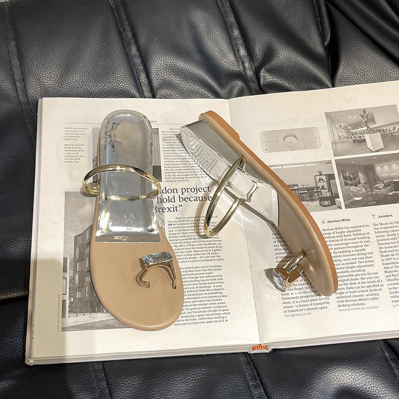 

Женские шлепанцы на танкетке с увеличением внутренней высоты и стразами, летняя модная обувь в стиле «маленькая свежесть» для ношения на улице, модные шлепанцы с открытым носком в сказочном стиле 39