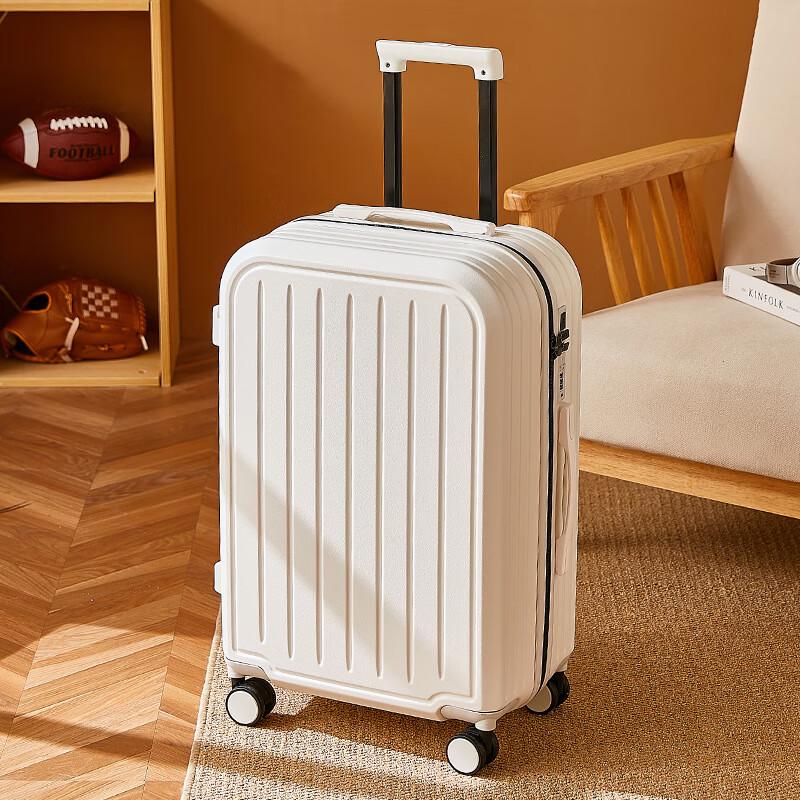Li Shen Multi-functional Luggage with Cup Holder and Charging Port