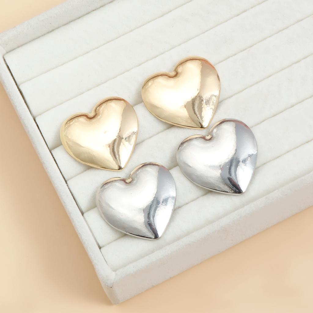 INS love retro design stud earrings exaggerated geometric symmetry heart earrings